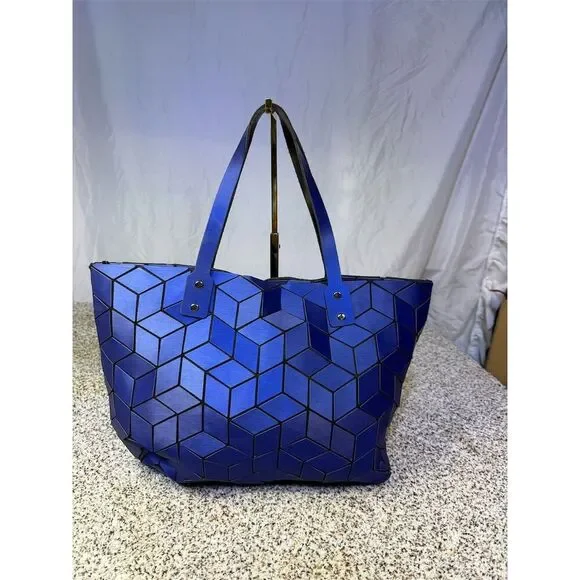 Emilio Pepe Women's Blue Geometric Lattice Tote Bag - Picture 2 of 12